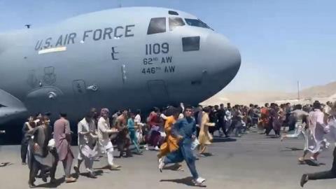Air Force plane at Kabul airport